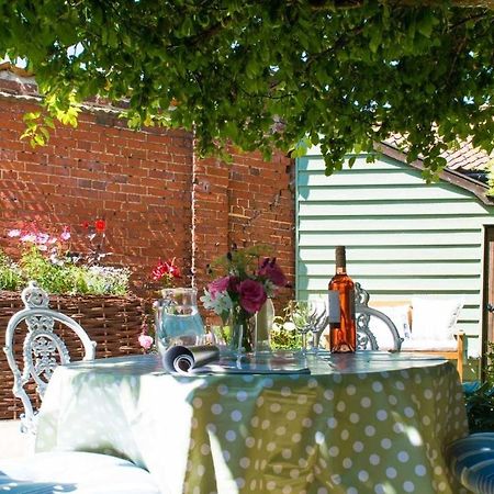Wren Cottage, A Very Cosy Historic Coastal Cottage In A Pretty Little Village Wickham Market Exteriér fotografie